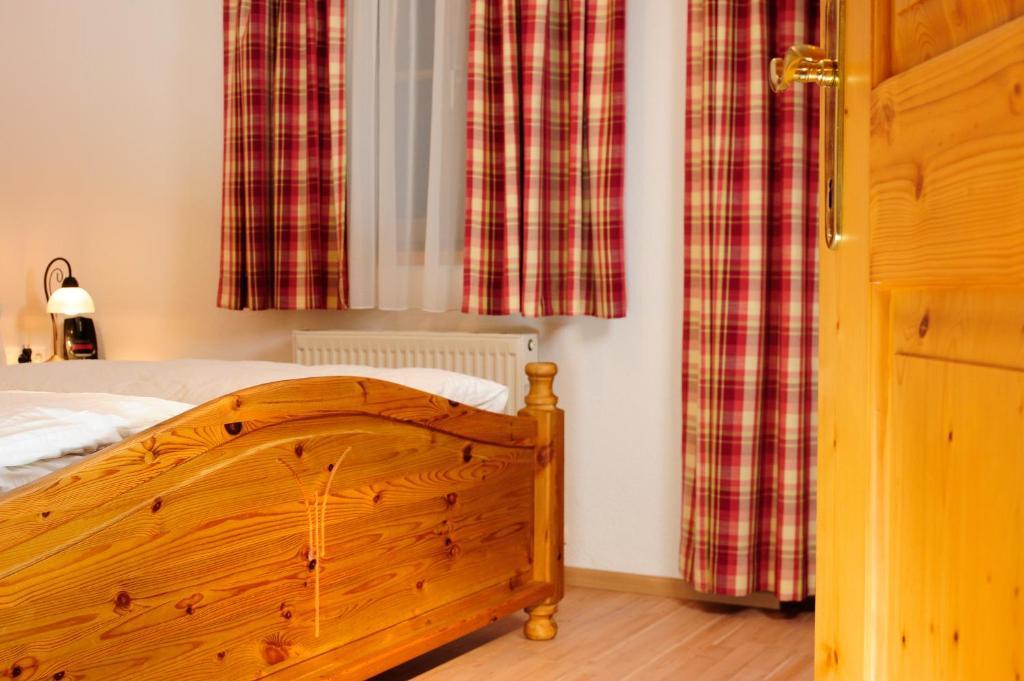 Hoarachhof Villa Innsbruck Room photo