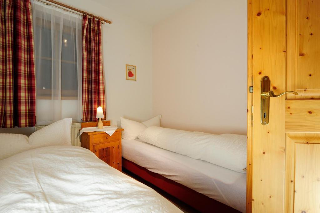 Hoarachhof Villa Innsbruck Room photo